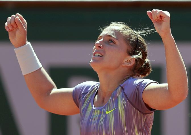 C' fatica, gioia, emozione nel volto di Sara Errani, l'azzurra capace di confermarsi per il secondo anno consecutivo in semifinale al Roland Garros. Reuters